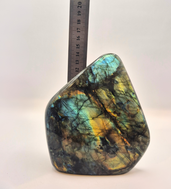 Labradorite - Image 2